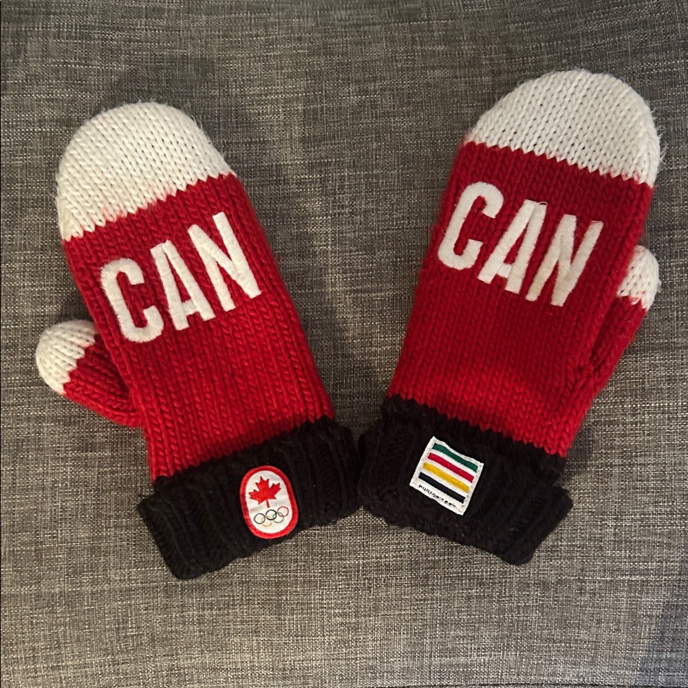 Hudson's Bay Team Canada Red Mittens